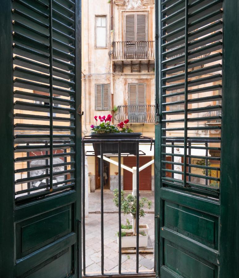 Kalamarina Rooms Palermo Esterno foto